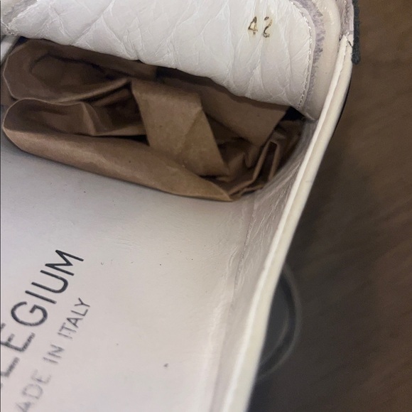 Collegium - Picture 5 of 12